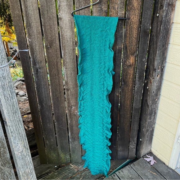 Nordstrom Wool Alpaca Blend Ruffle Infinity Scarf In Seafoam Green Teal - Picture 8 of 11